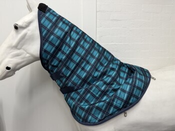 AXIOM 1800D BLUE CHECK/NAVY 220GM NECK RUG